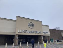 Lunds & Byerlys Wines & Spirits - St. Louis Park