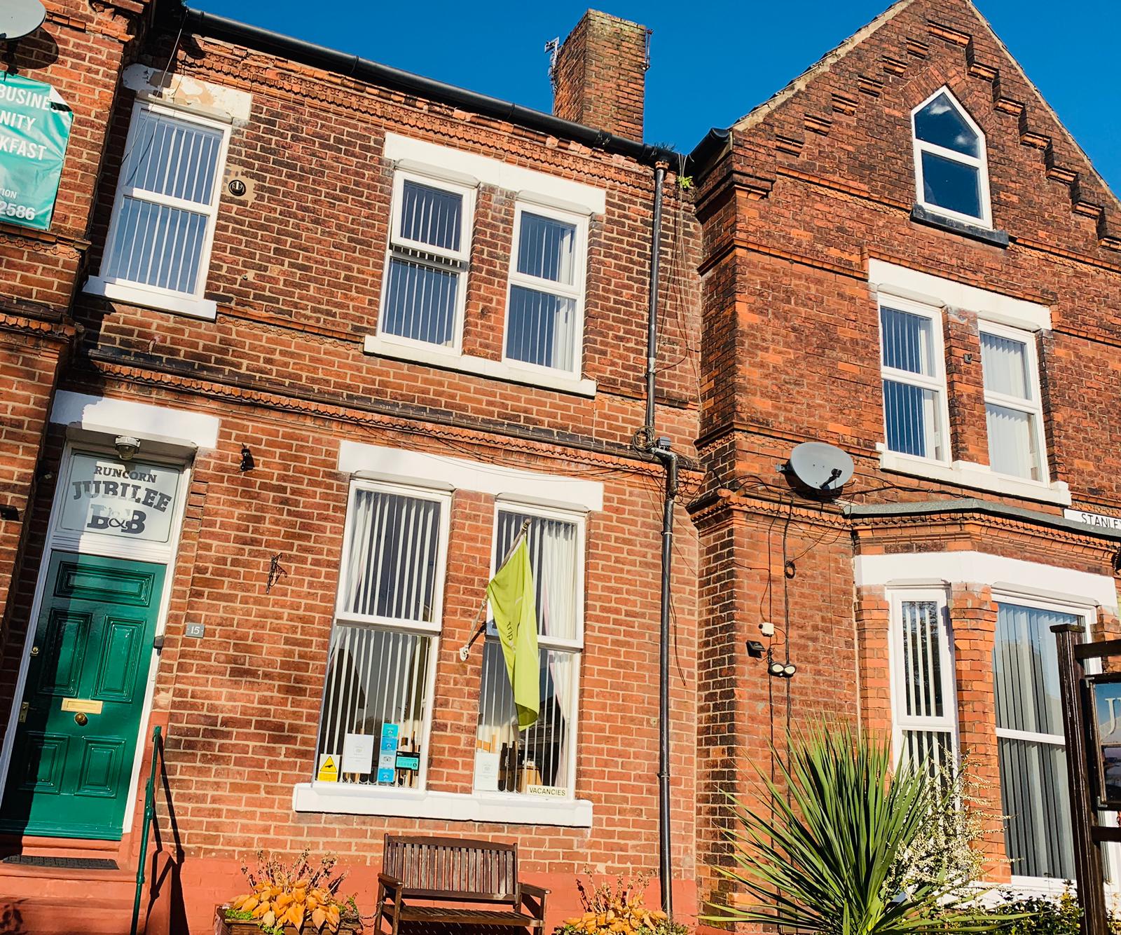 Runcorn Jubilee Bed and Breakfast