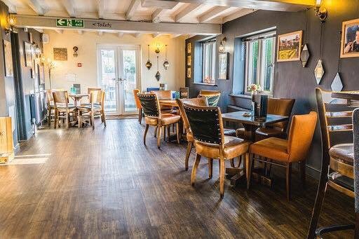 The Bubble Inn Coton in the Elms