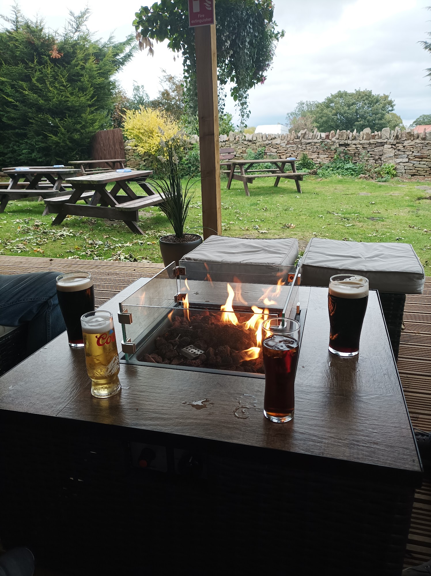 Cross Keys Country Pub