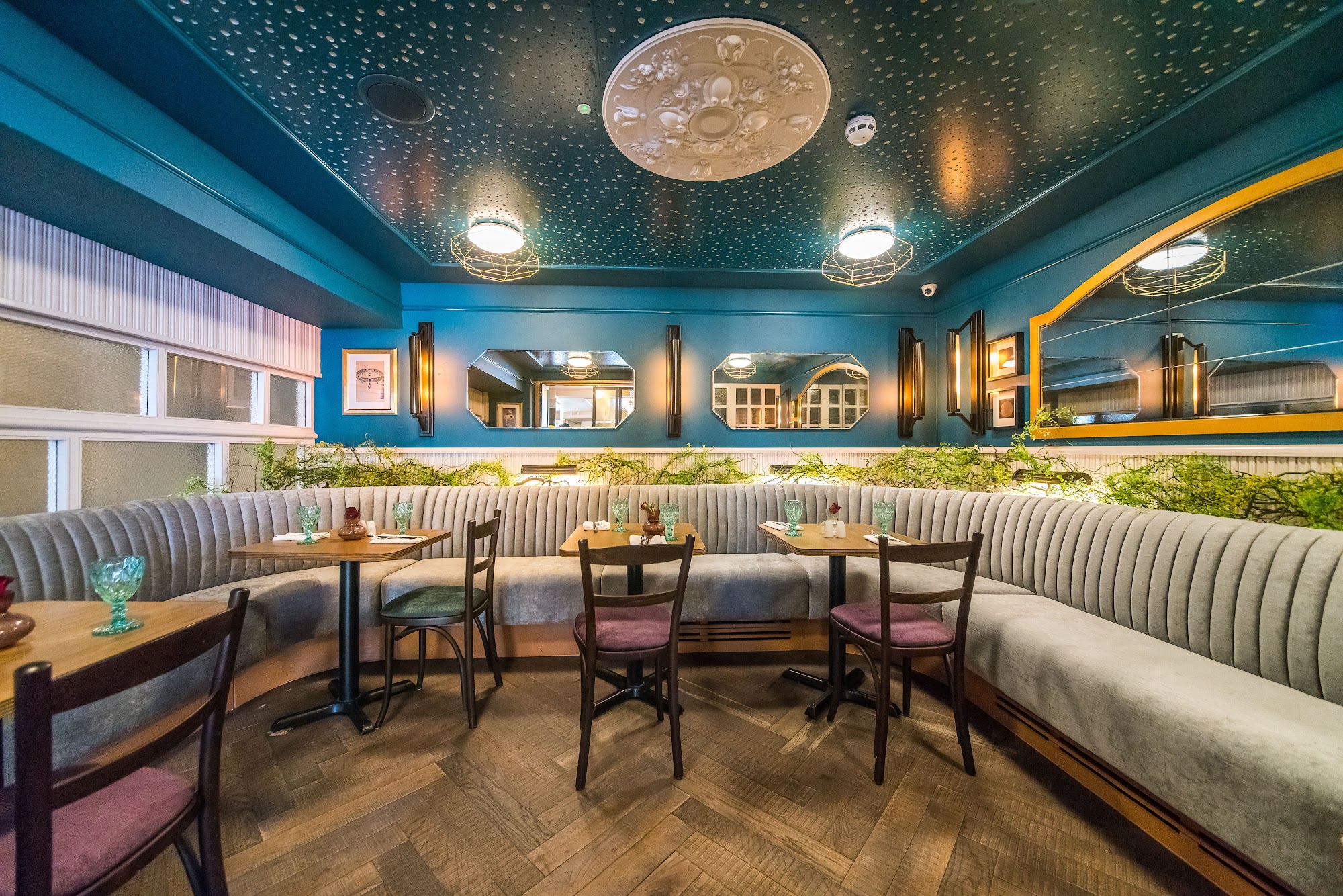 Chakra Indian Restaurant Kingston Riverside