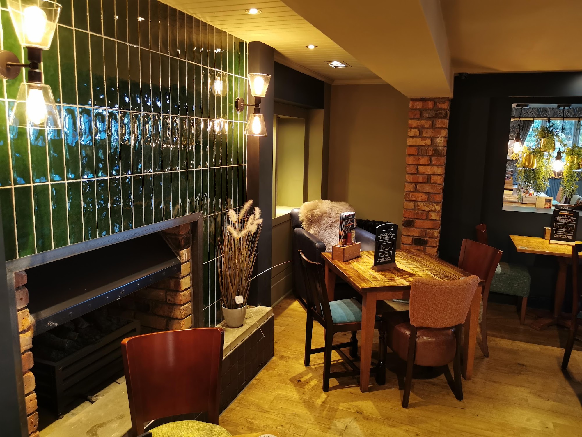The Barton Arms