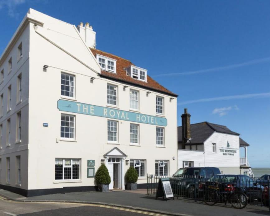The Boathouse Bar & Restaurant