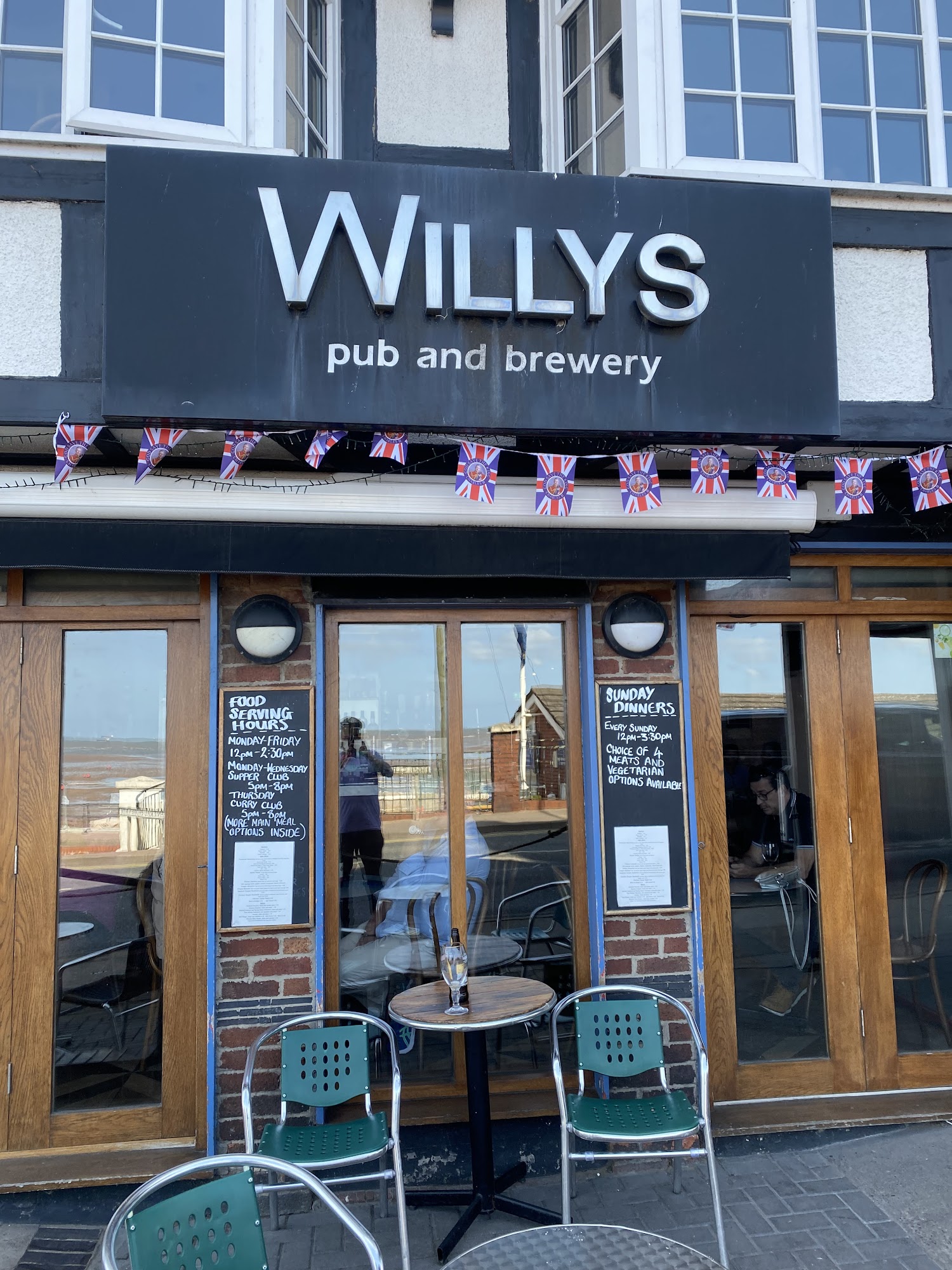 Willy's