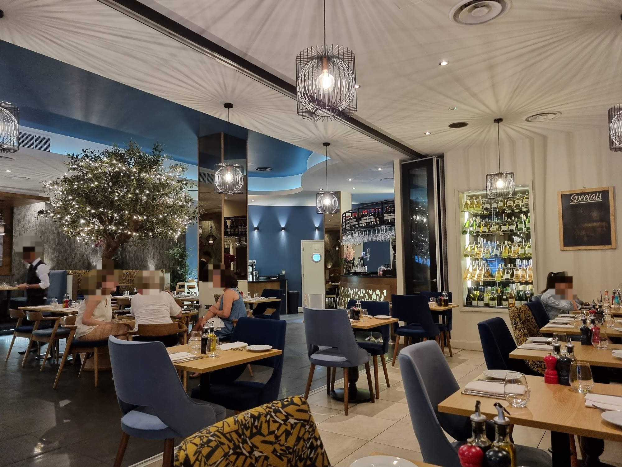 Casa Italian & Seafood Restaurant