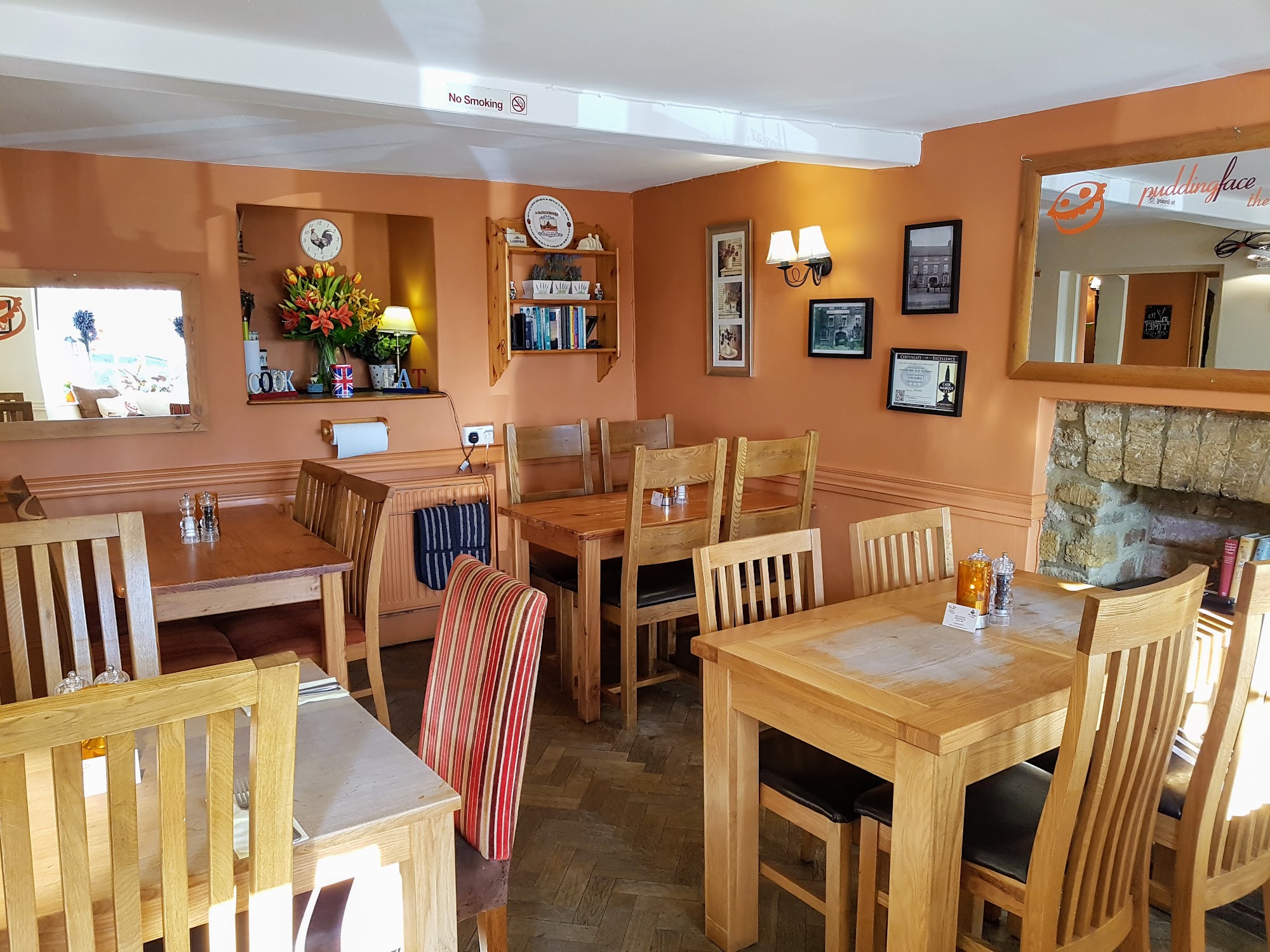 The Crown & Tuns Deddington