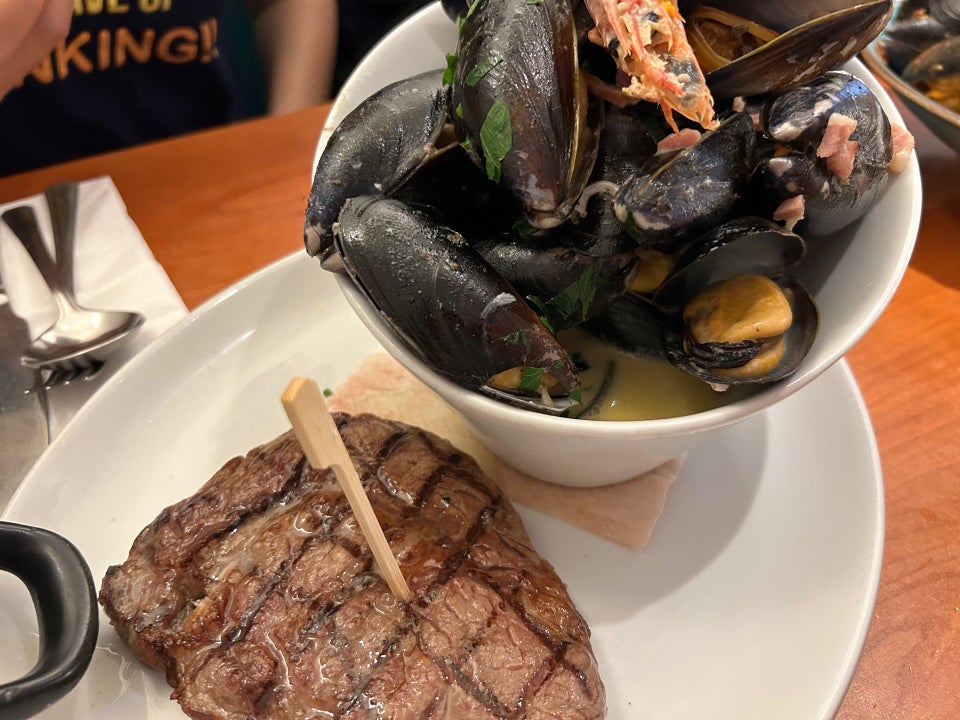 The Mussel and Steak Bar