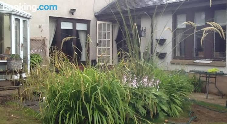 Aaron Bed & Breakfast