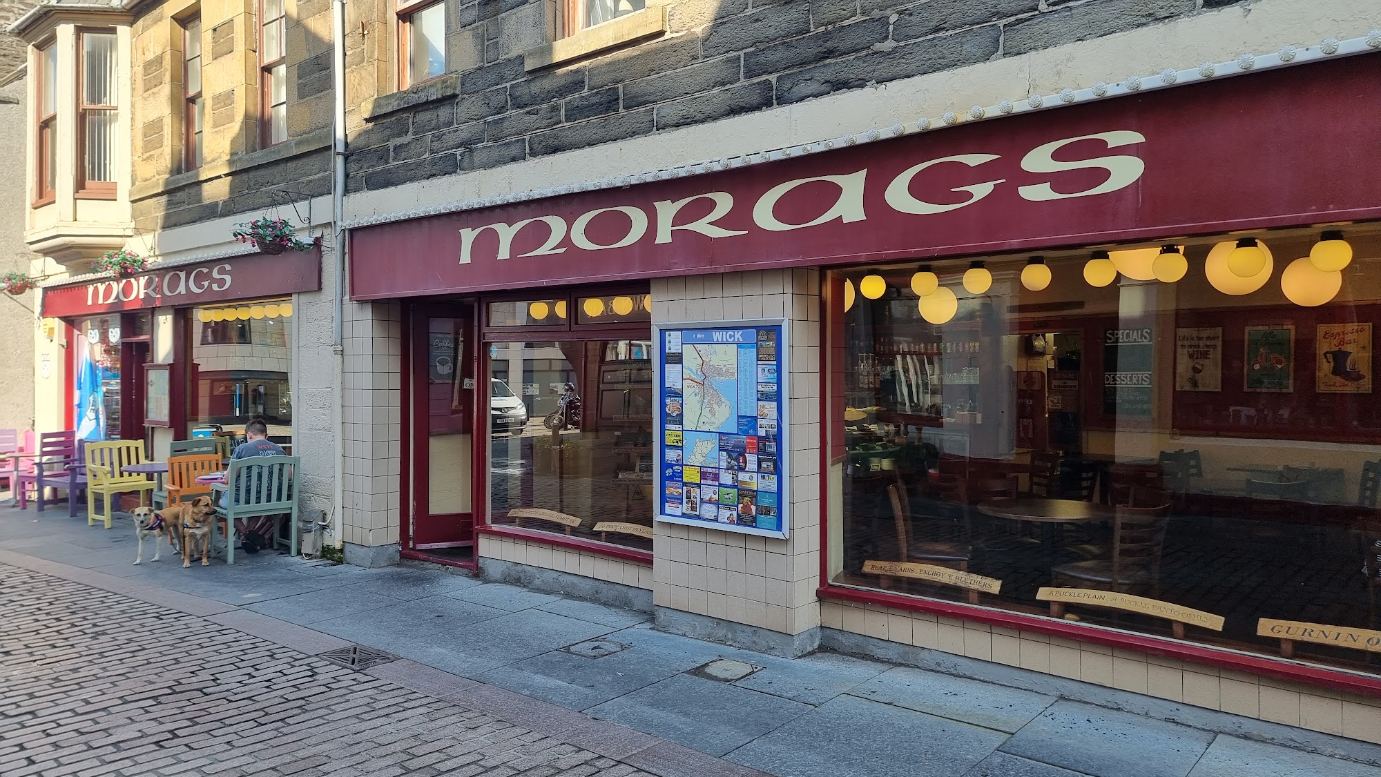 Morags(Café and sweet shop)