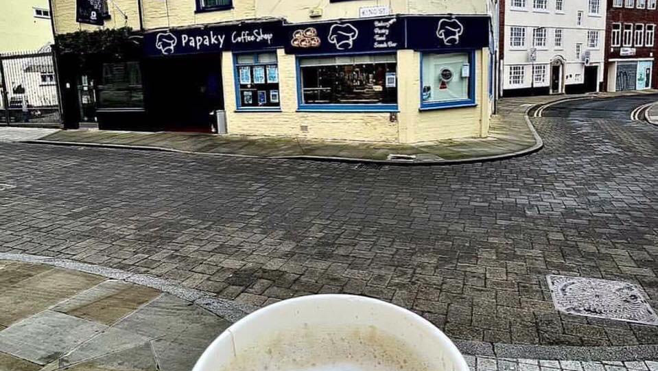 Papaky Coffee Shop