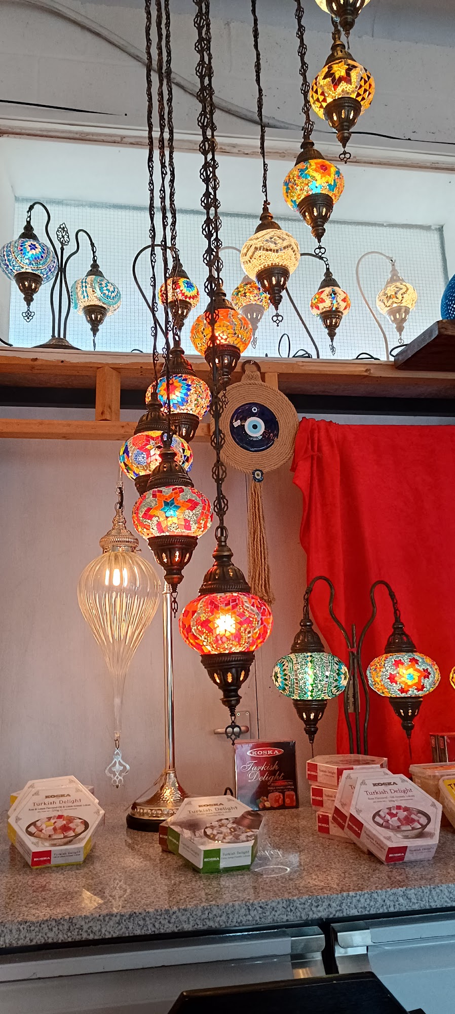 Arman's Wine & Coffee House