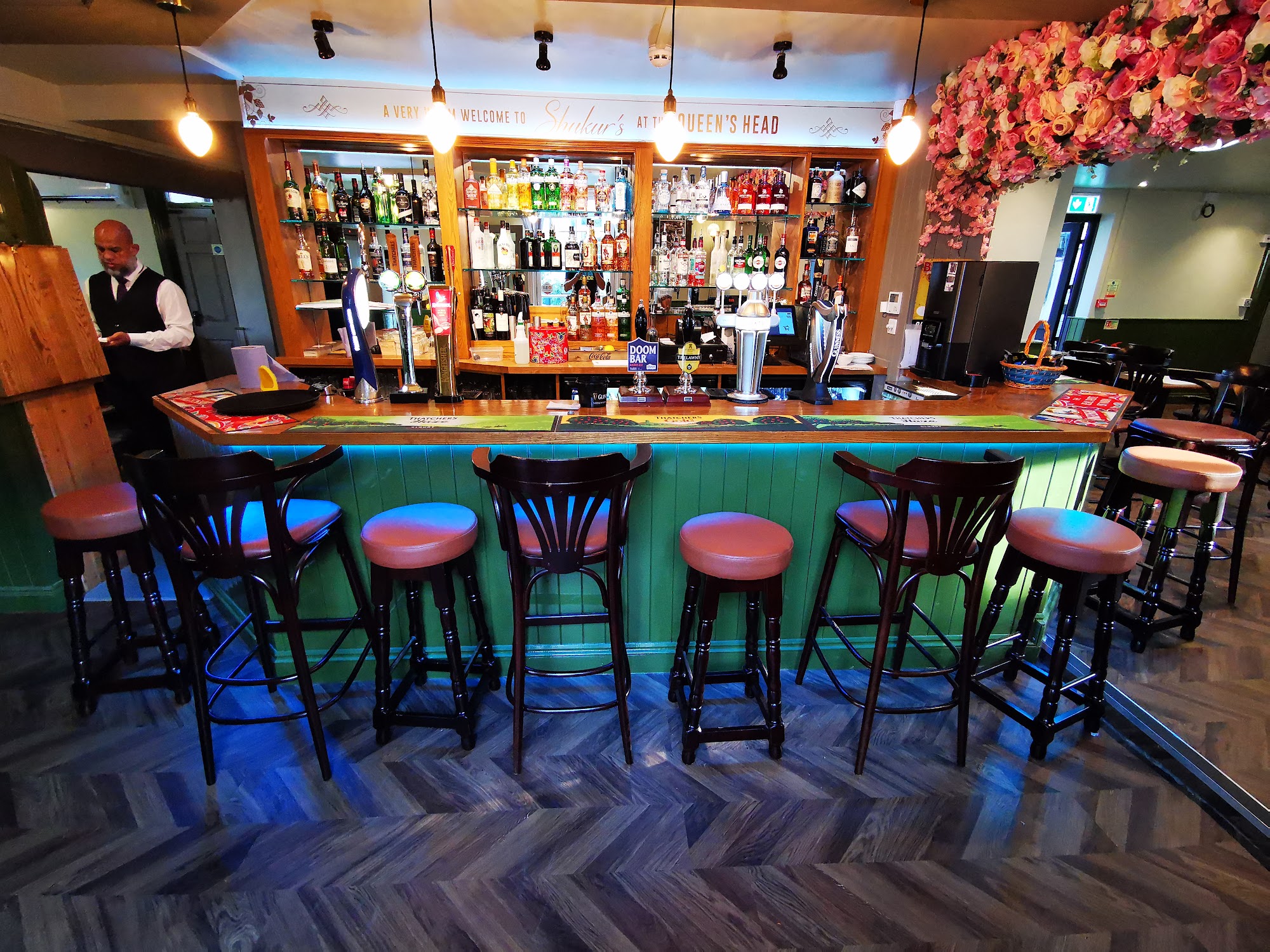 Shukur's at the Queen's Head