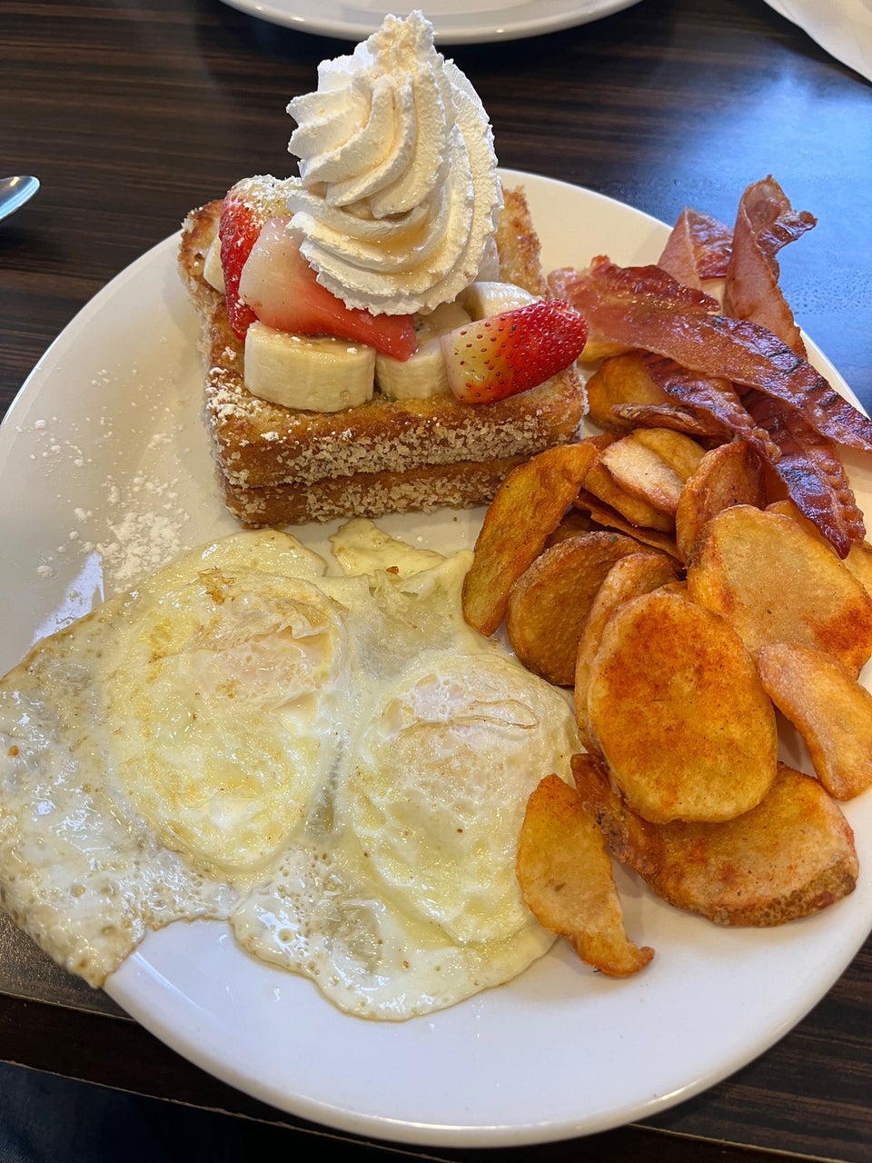 EggsOasis Breakfast & Lunch
