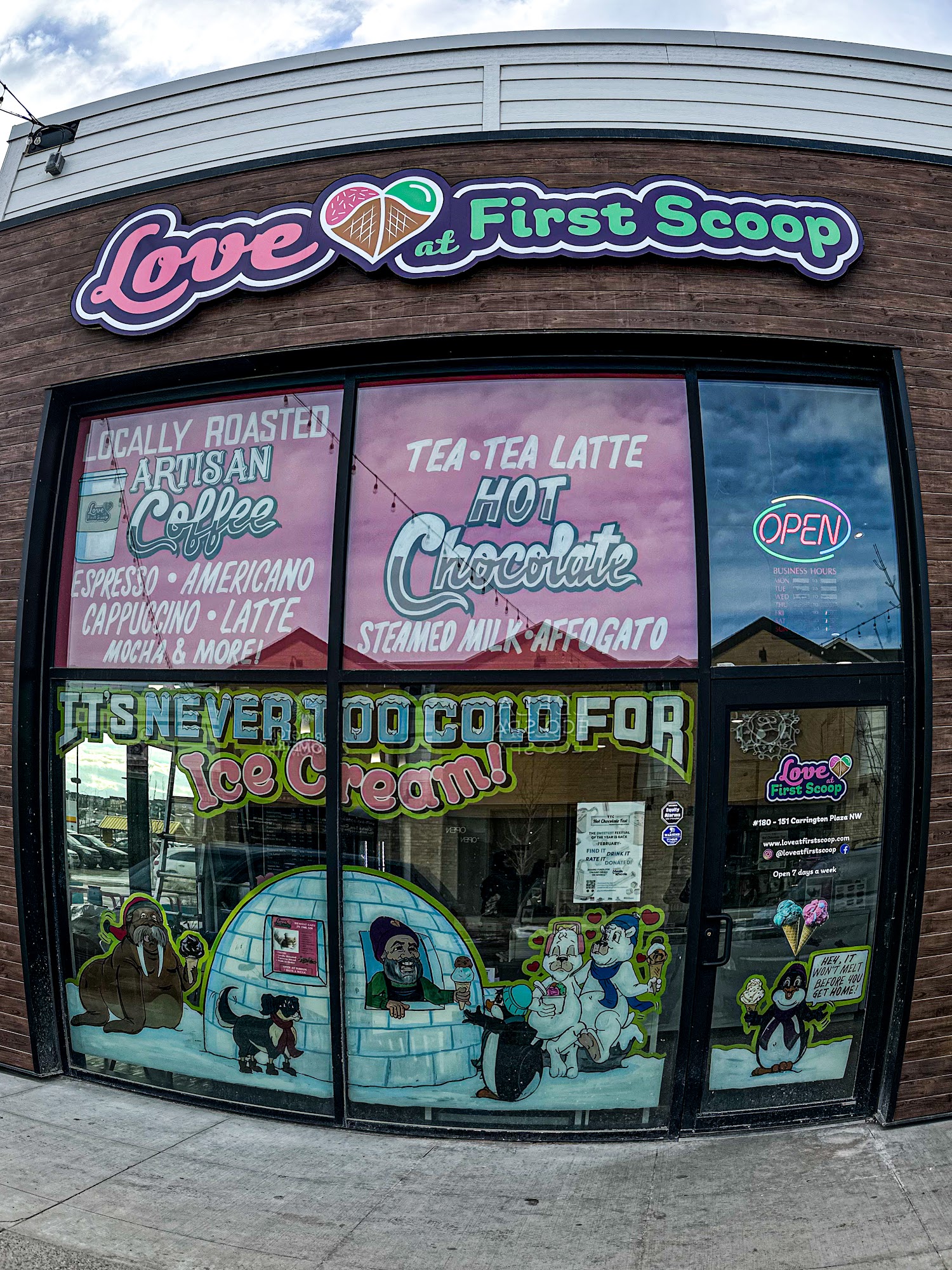 Love at First Scoop & Coffee