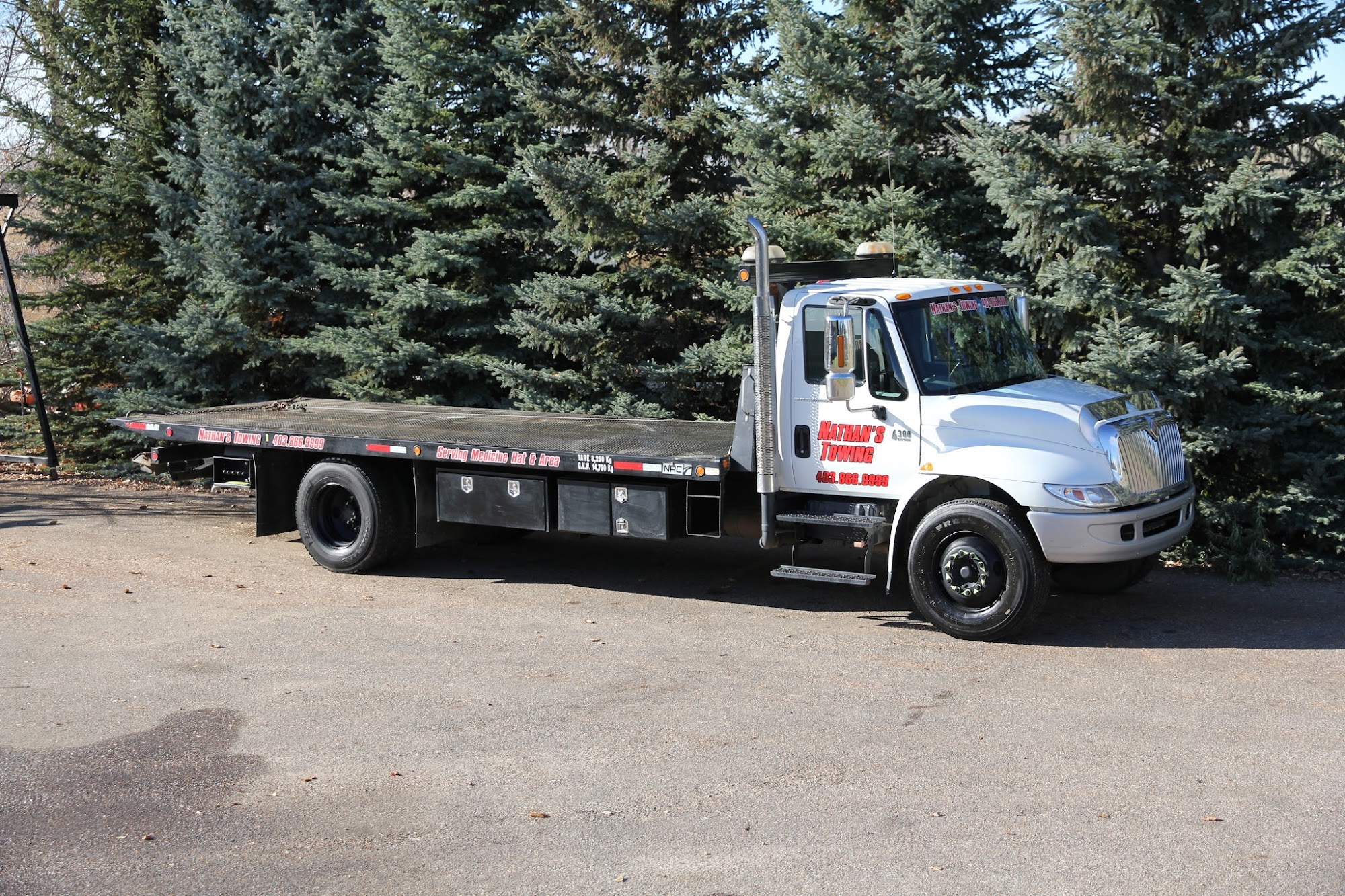 Nathan's Towing - Vehicle Towing Medicine Hat | Scrap Car Removal | Battery Boosting | Vehicle Unlocking Service