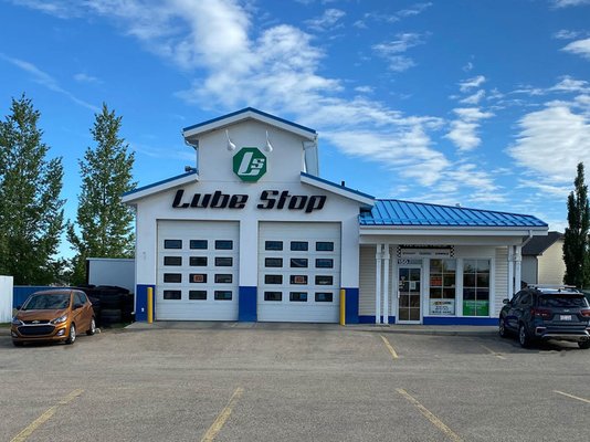 Lube Stop & Tire - Sylvan Lake, AB 150 Hewlett Park Landing, Sylvan Lake Alberta T4S 2J3