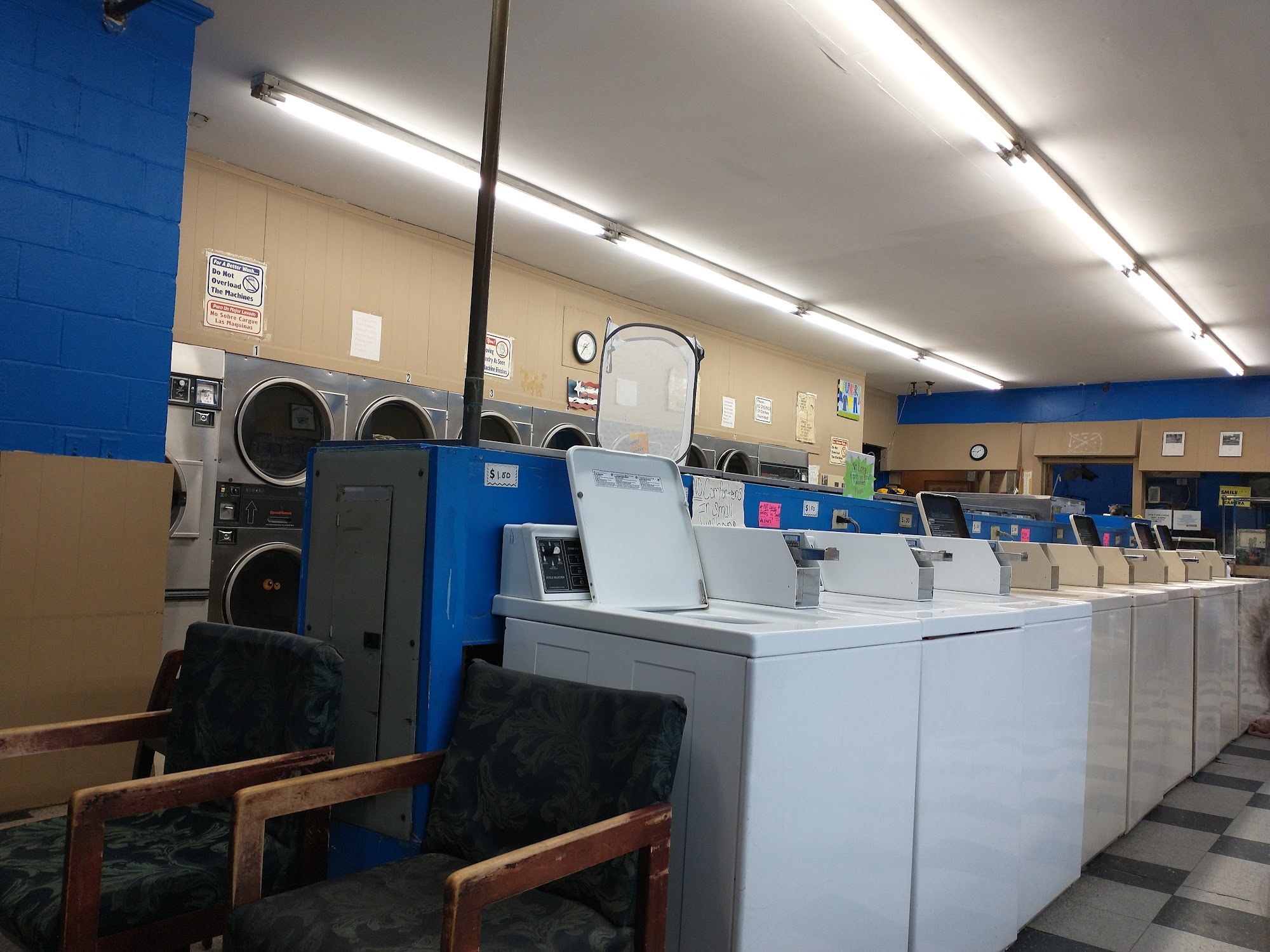 Econ-O-Wash Laundromat