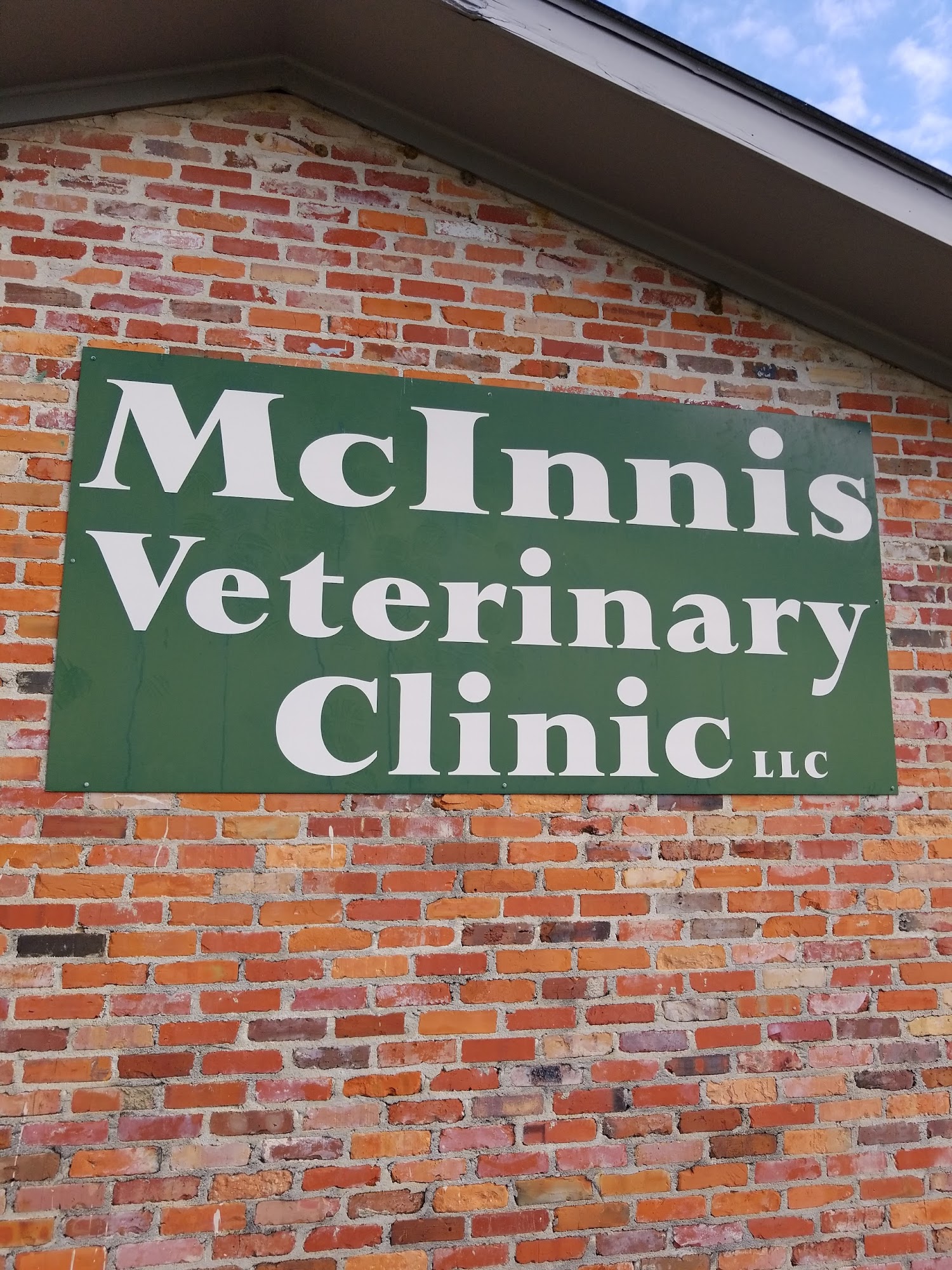 McInnis Veterinary Clinic Geneva