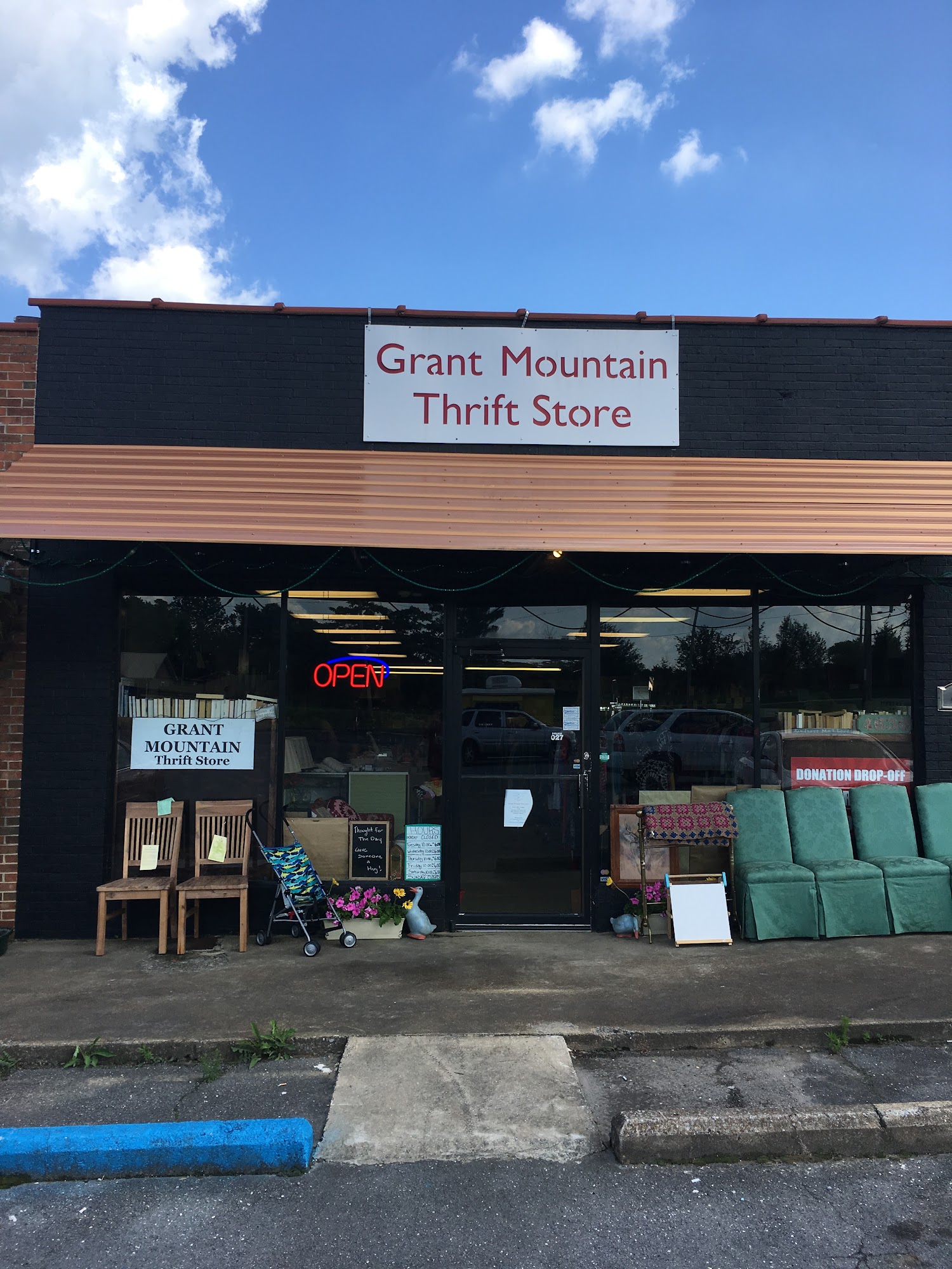 Grant Mountain Thrift Store
