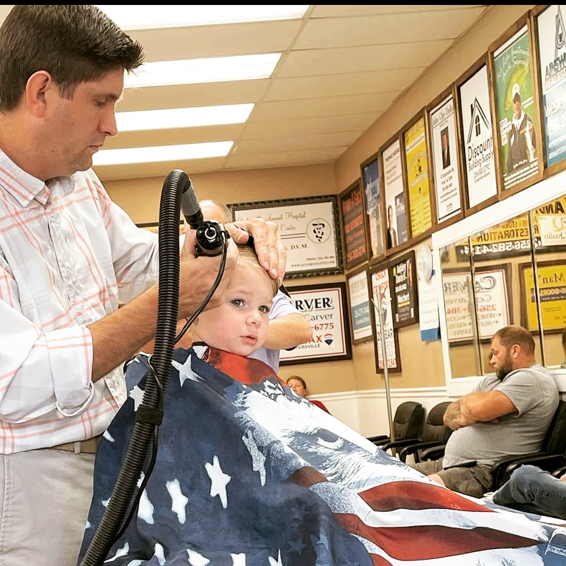 Barnes Barber Shop 381 Gunter Ave, Guntersville Alabama 35976