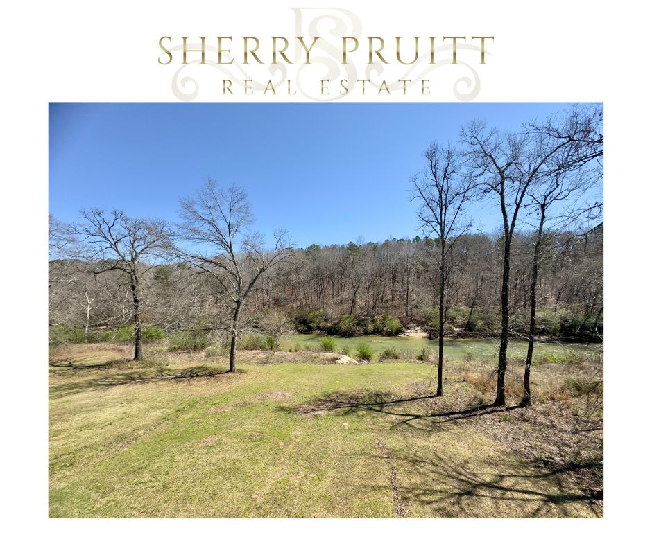 Sherry Pruitt Real Estate 267 Military St S, Hamilton Alabama 35570