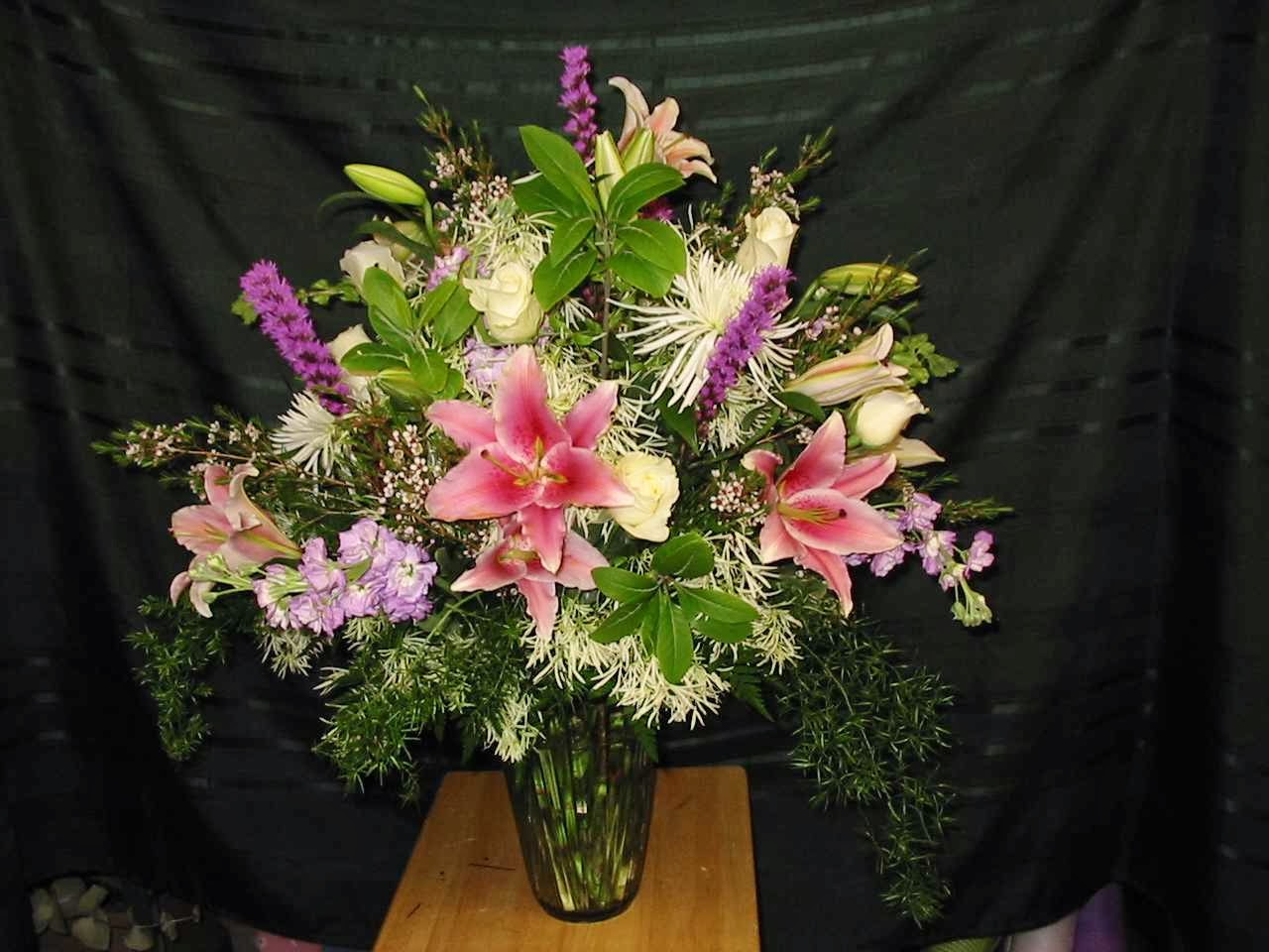 Two Friends Florist Old Downtown, 34 James Ave, Lincoln Alabama 35096
