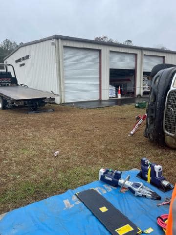 Smith's Auto and Towing LLC 2611 Co Rd 87, Roanoke Alabama 36274