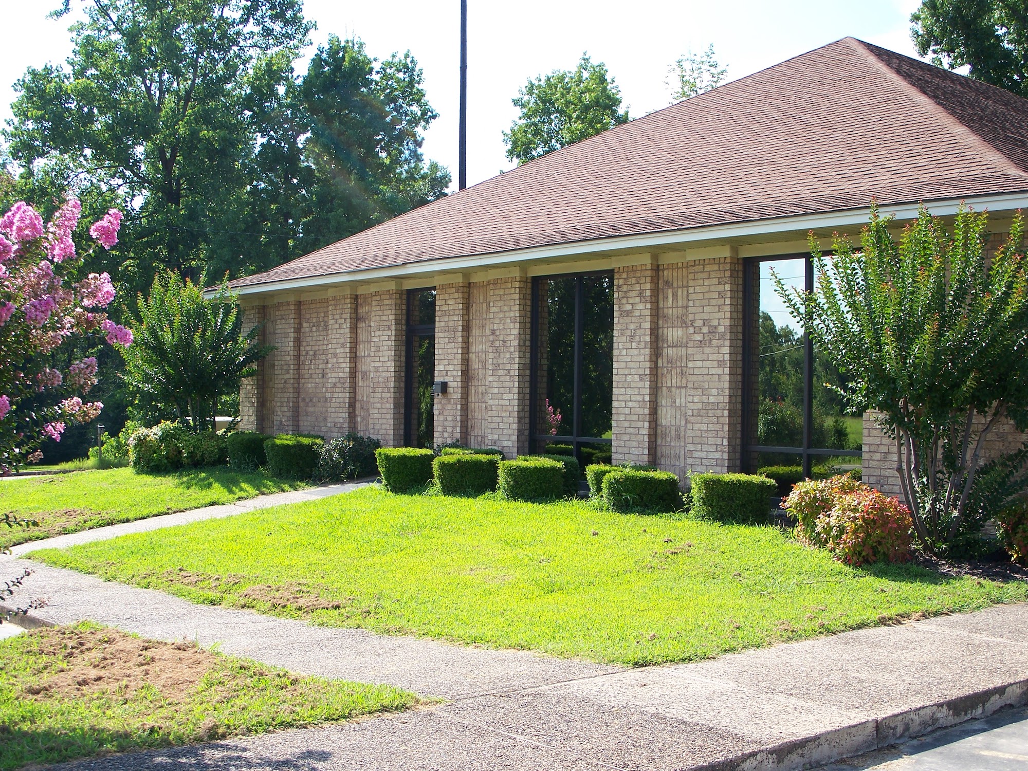 HOYT CLINIC BUILDING