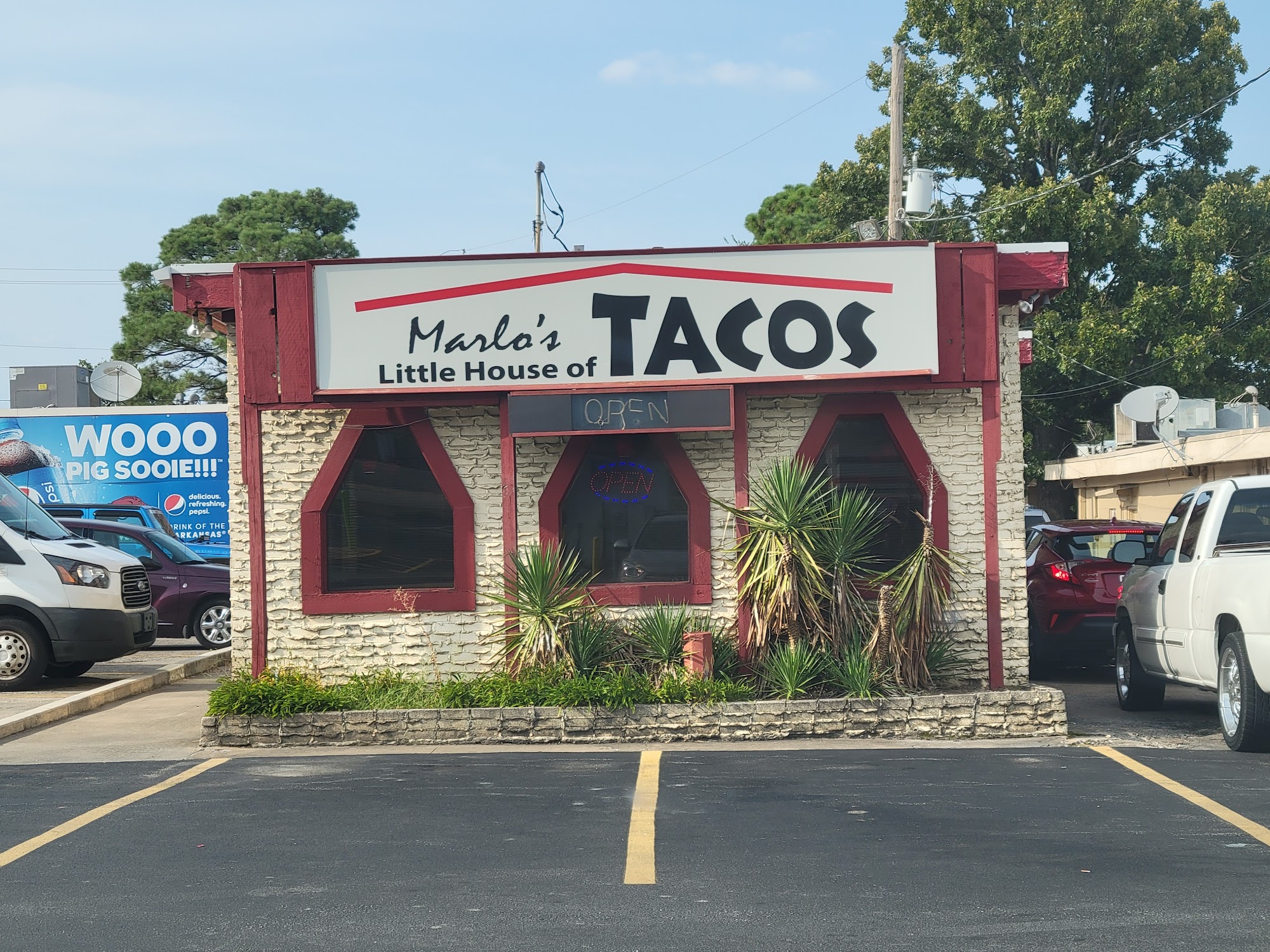 Marlo's Little House of Tacos Garland Ave, Fayetteville, AR 72703