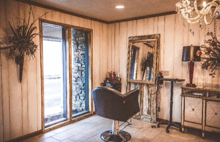 The Cottage At Town Square Hair Salon 38 Town Square St, Greenwood Arkansas 72936
