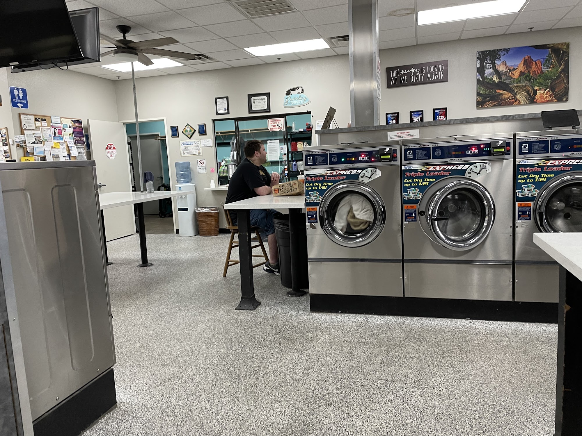 Superstition Express Laundry
