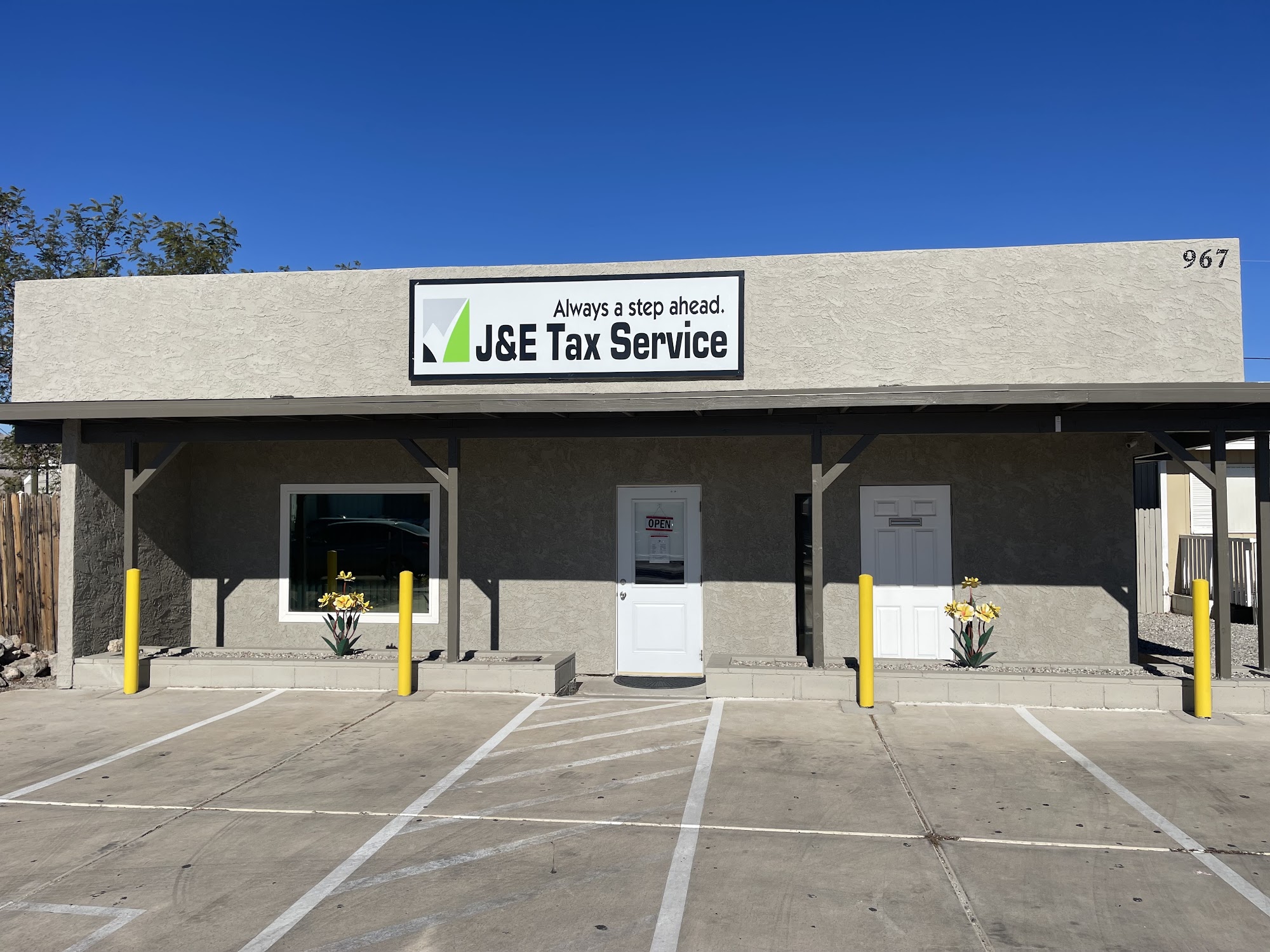 J & E Tax Service