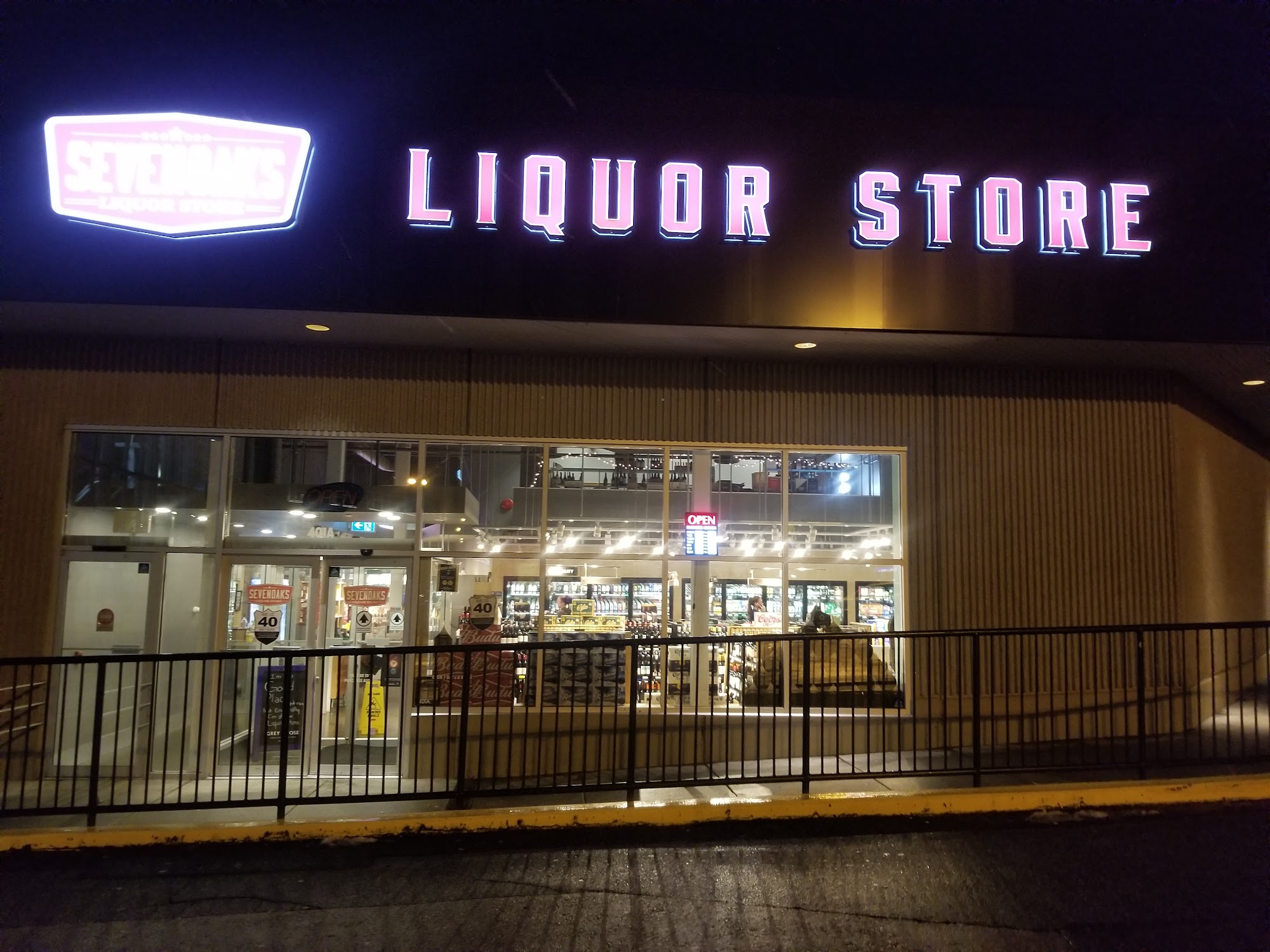 Sevenoaks Liquor Store