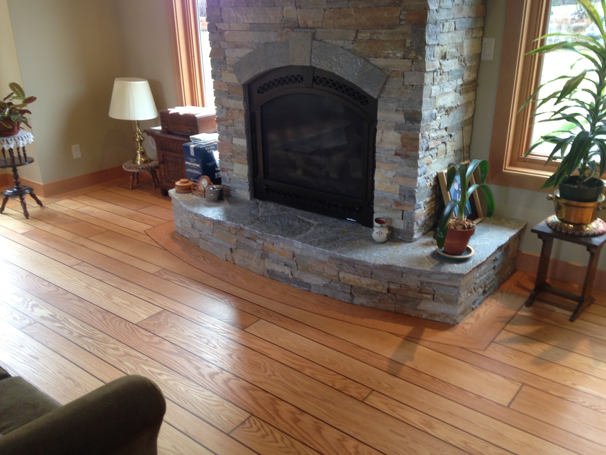 TW Doll Quality Hardwood Flooring