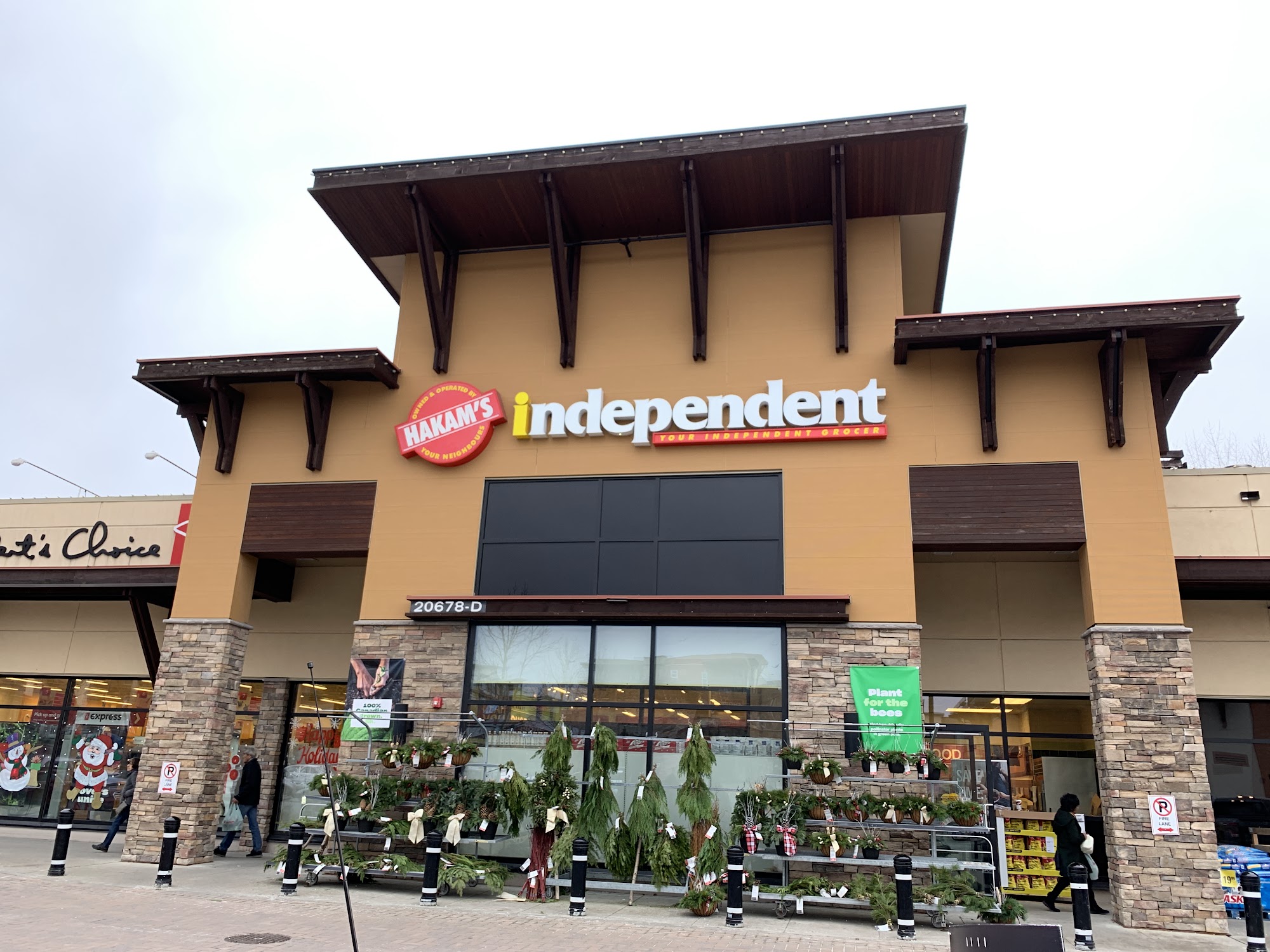 Hakam's Your Independent Grocer Langley