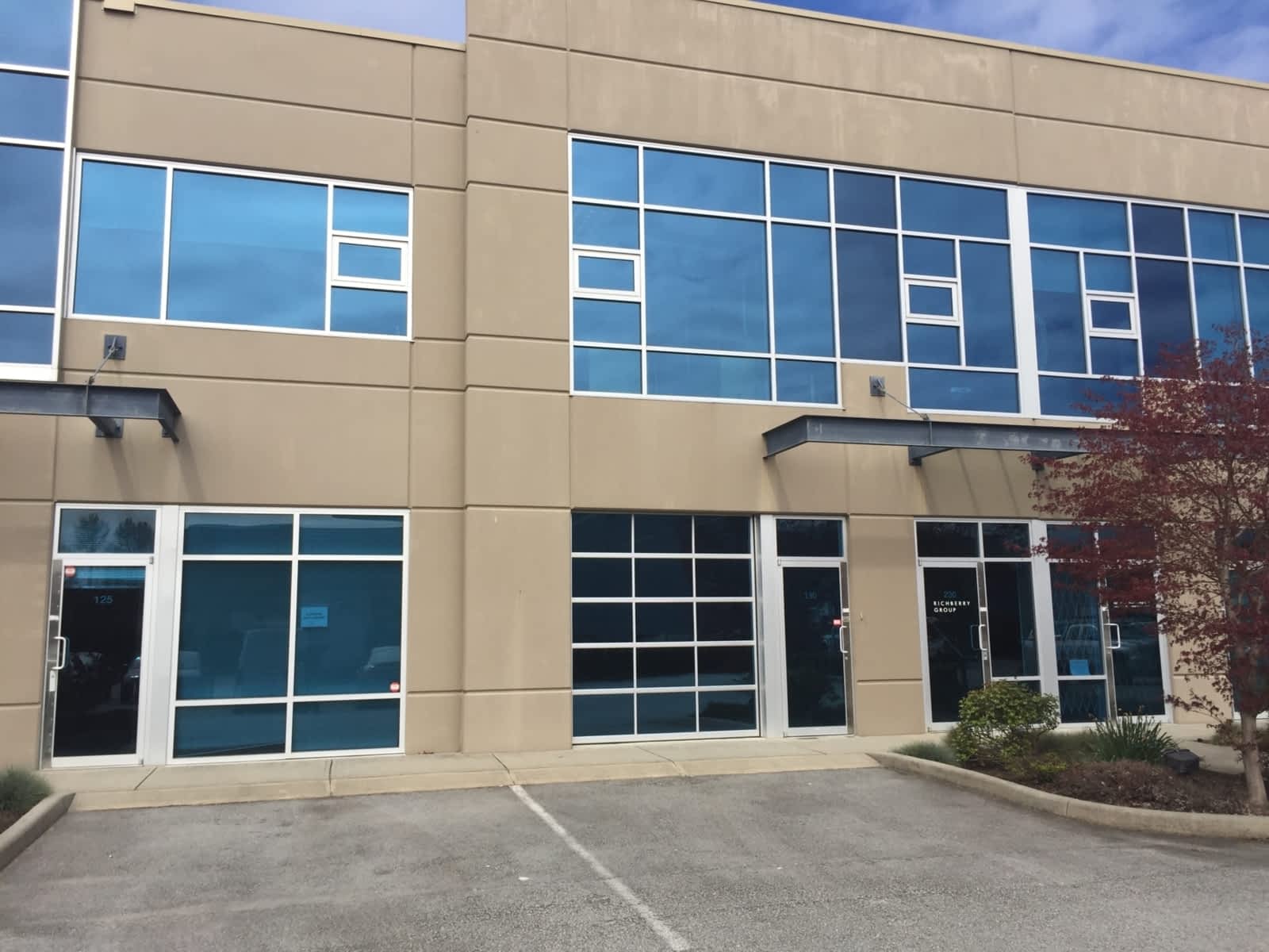 Photo credit: yellowpages.ca