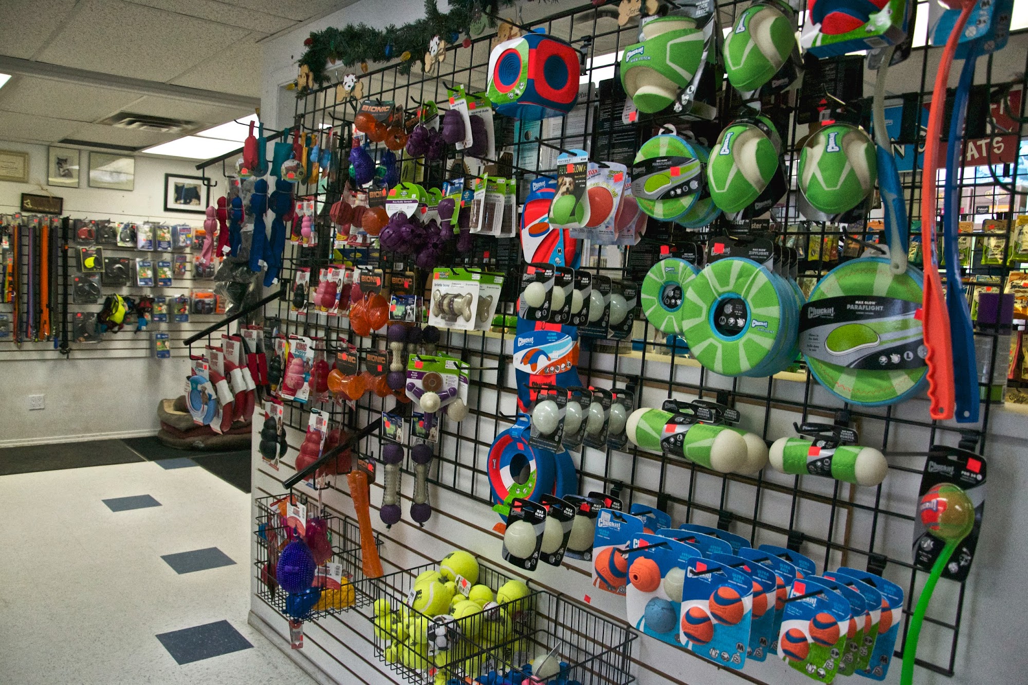 Qualicum Pet Foods Qualicum Beach