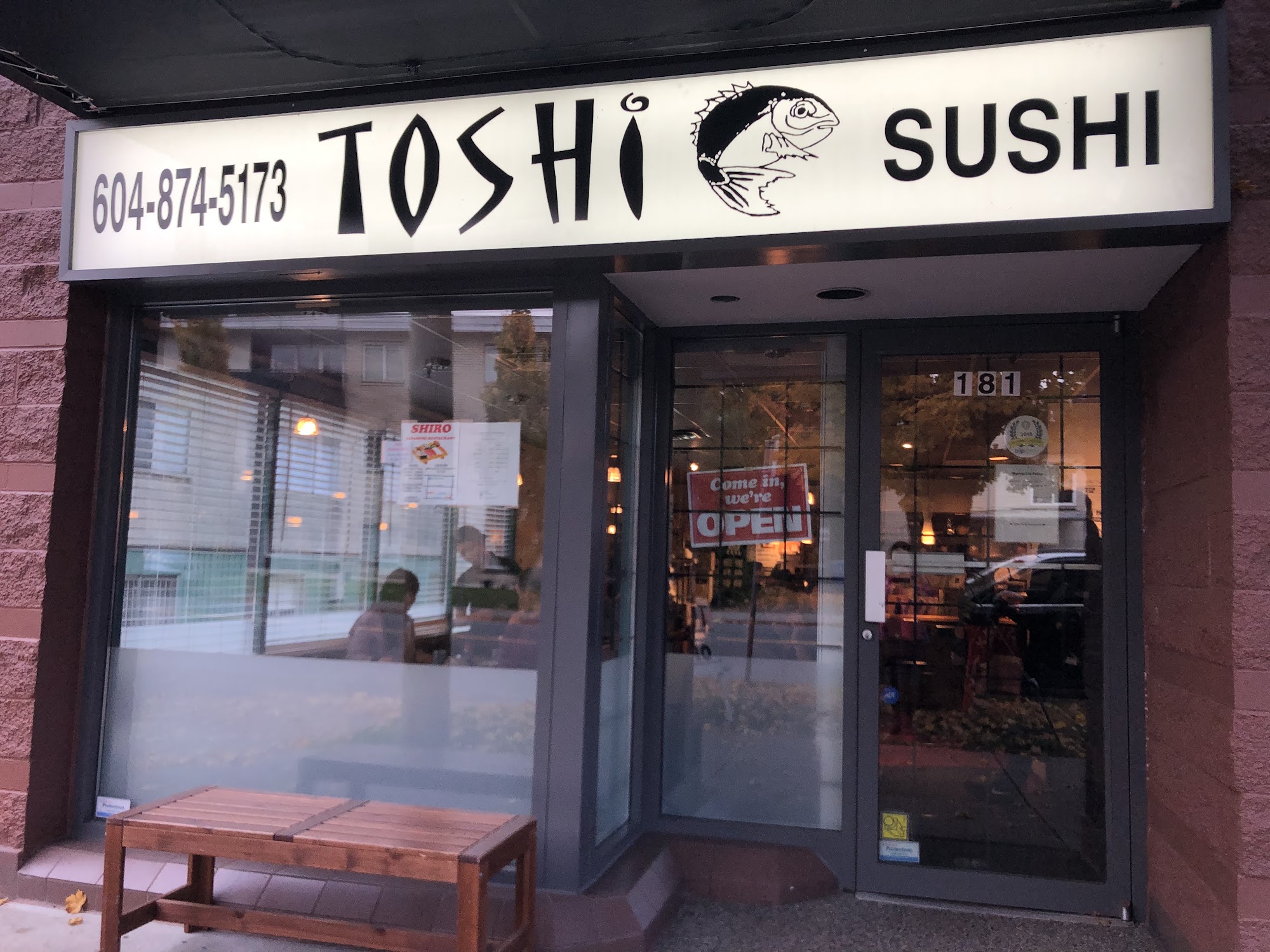 Toshi Sushi