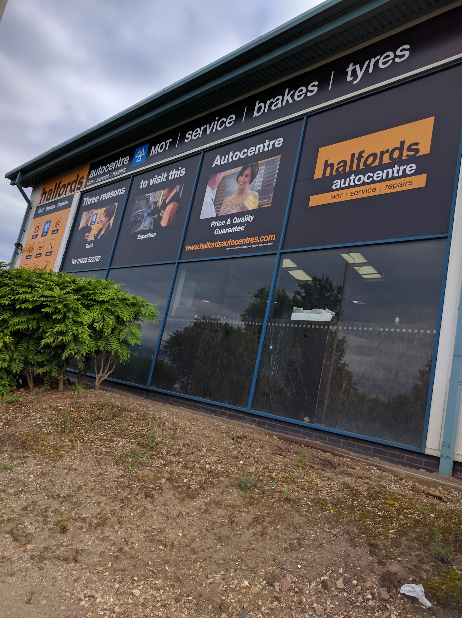 Halfords Autocentre Newbury Newbury