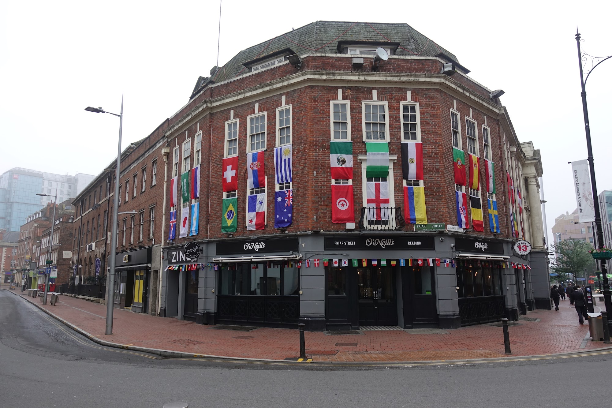 O'Neill's Berkshire, 4 Friar St, Reading