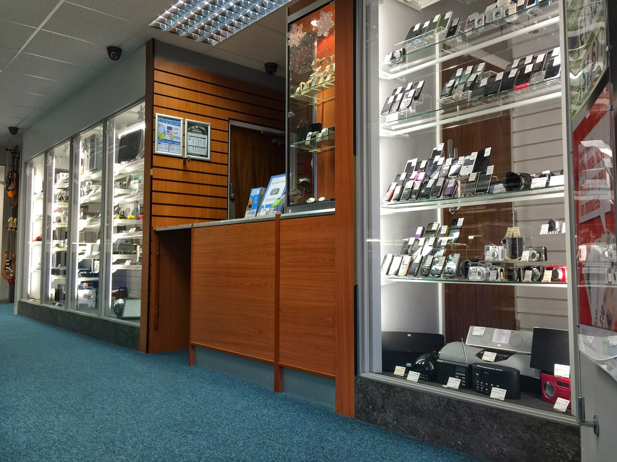 Cash & Cheque Express (Aylesbury)