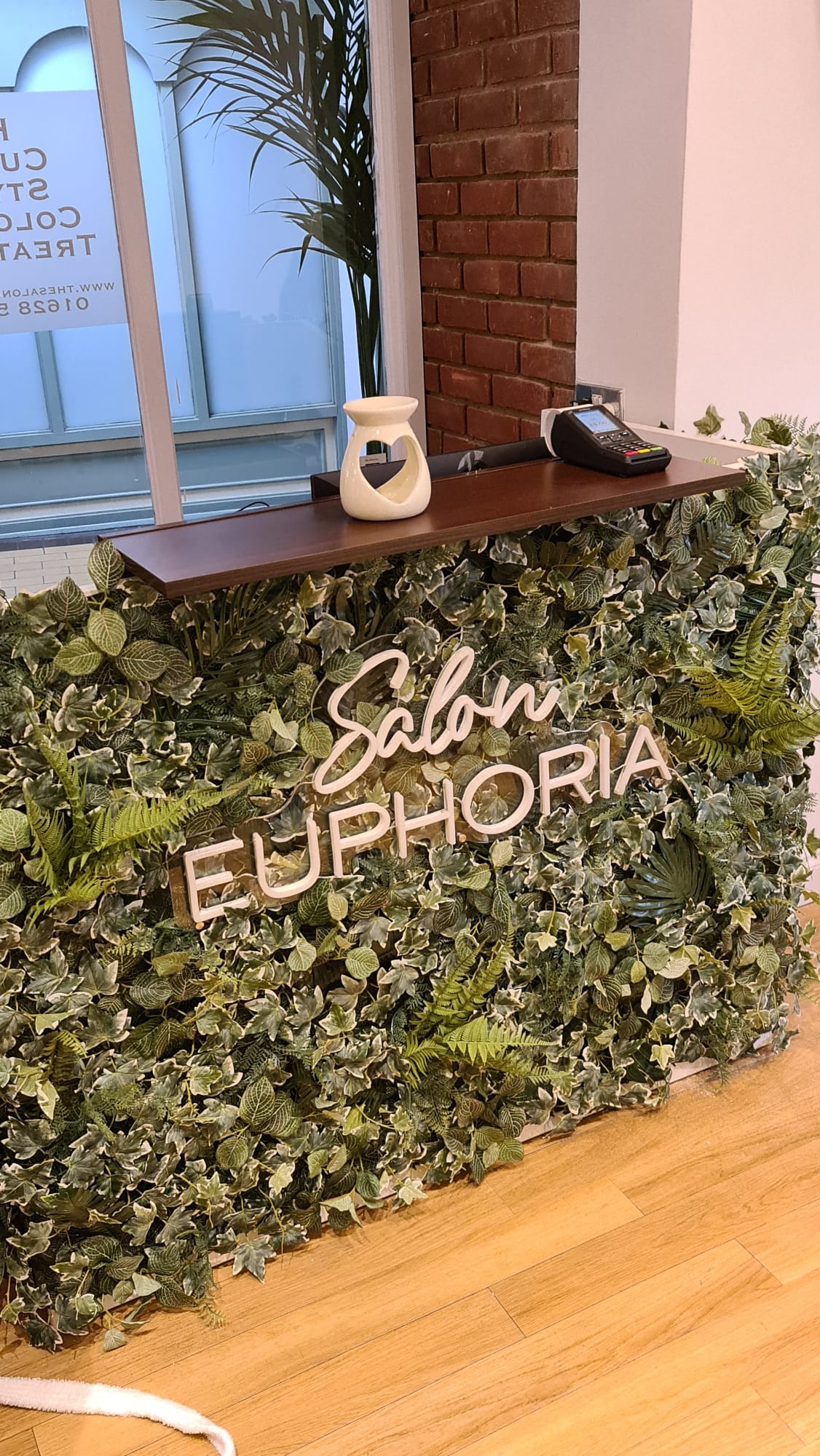 Salon Euphoria