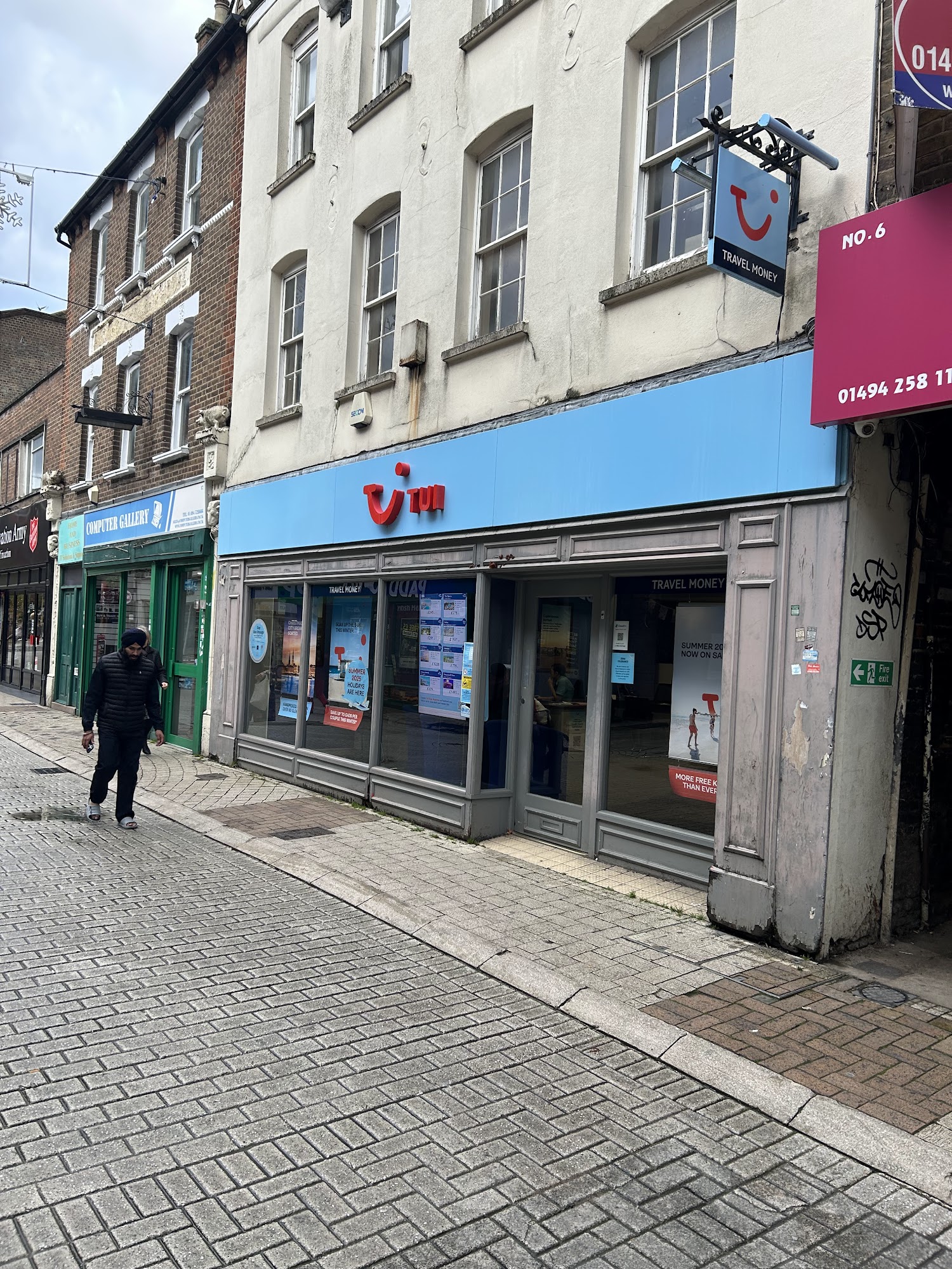 TUI Holiday Store