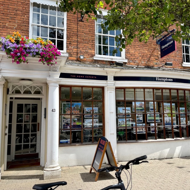 Hamptons Estate Agents Marlow