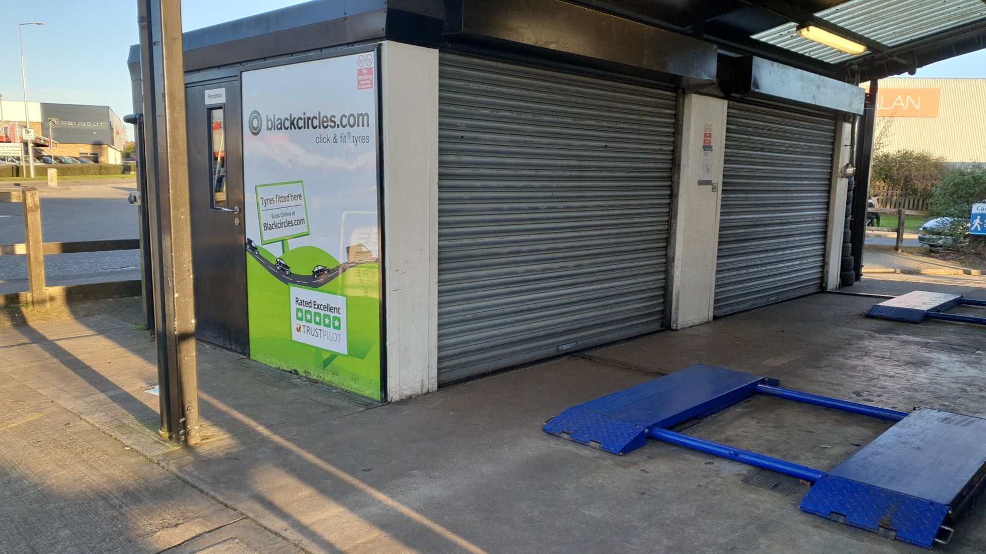Blackcircles.com Pit Stop, Milton Keynes