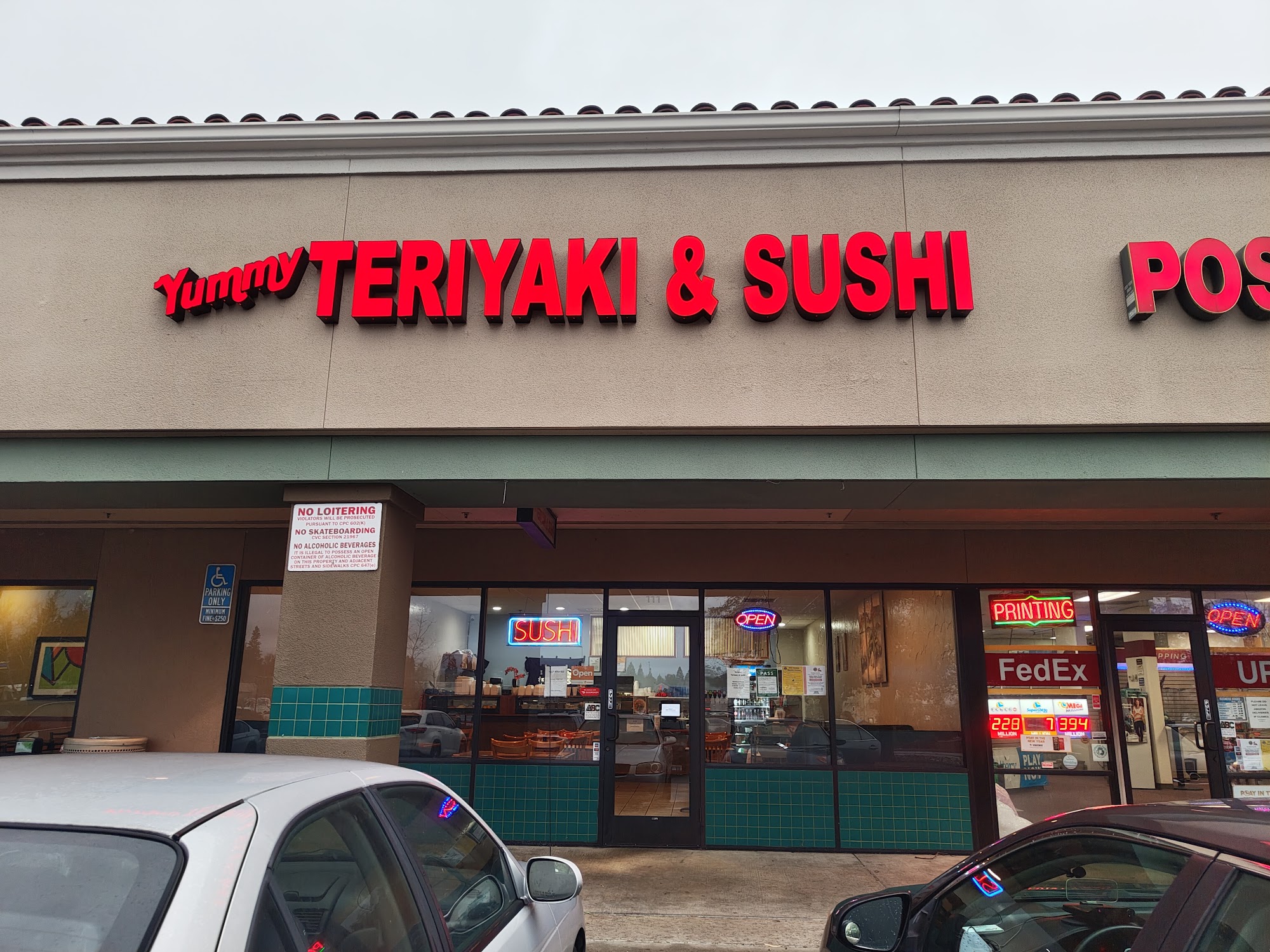 Yummy Teriyaki & Sushi