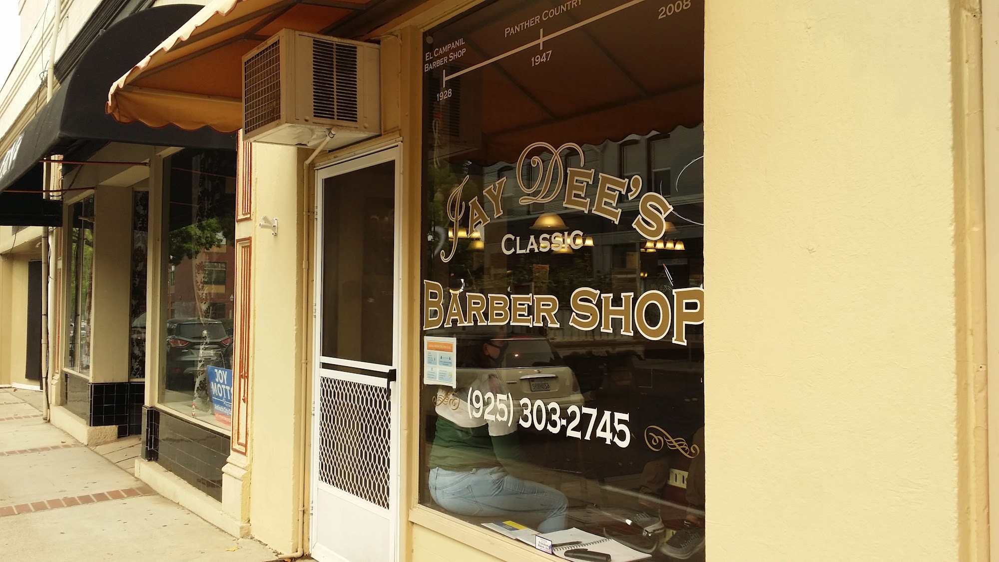 Jay Dee's Classic Barber Shop