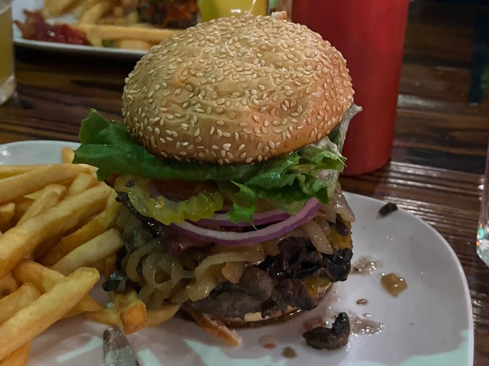 Godfather's Burger Lounge