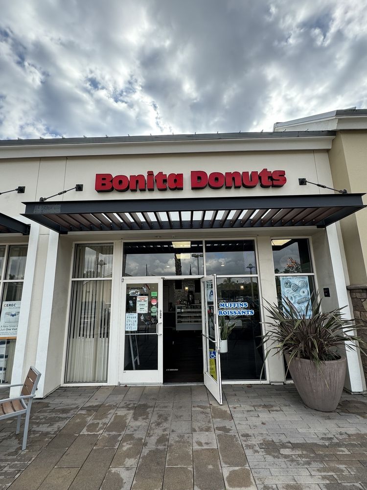 Bonita Donuts