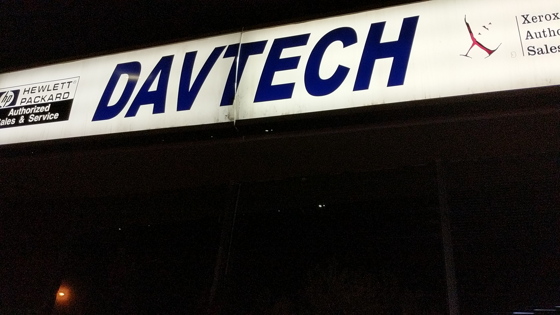 DAVTECH Computer Center